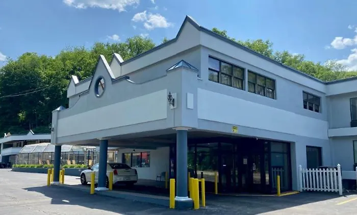 Days Inn By Wyndham Pittsburgh